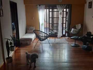 Casa en venta de 2 dormitorios c/ cochera en Ramos Mejía