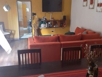 Casa en venta de 2 dormitorios c/ cochera en Ramos Mejía