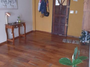 Casa en venta de 2 dormitorios c/ cochera en Ramos Mejía