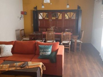 Casa en venta de 2 dormitorios c/ cochera en Ramos Mejía