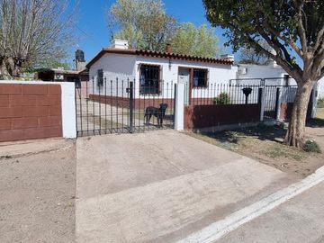 CASA + DEPARTAMENTO c/ Vista Serrana en Santa María de Punilla