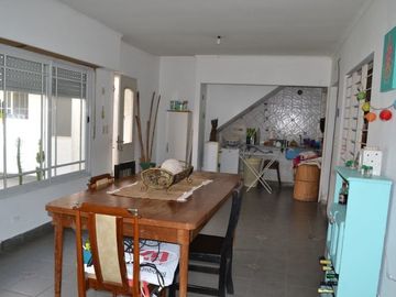 Casa En Venta En Ramos Mejia Sur