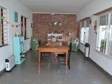 Casa En Venta En Ramos Mejia Sur