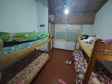 Casa en venta de 3 dormitorios c/ cochera en Costa Azul