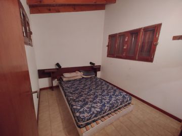 Casa en venta de 3 dormitorios c/ cochera en Costa Azul