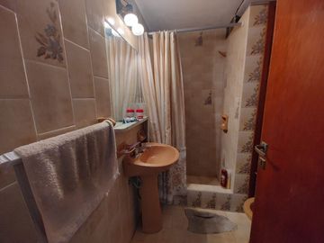 Casa en venta de 3 dormitorios c/ cochera en Costa Azul