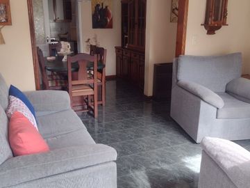 Casa en venta de 2 dormitorios c/ cochera en Pedro Pico