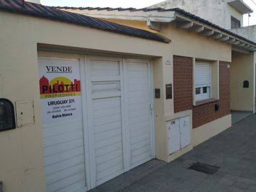 Casa en venta de 2 dormitorios c/ cochera en Pedro Pico