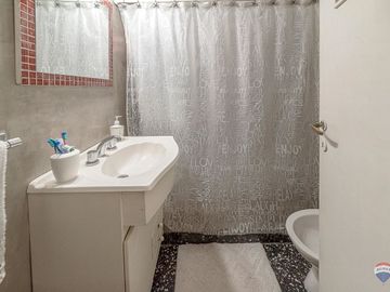 Venta casa Multifamiliar Villa luzuriaga