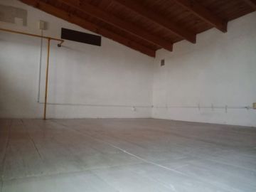 Venta casa Multifamiliar Villa luzuriaga