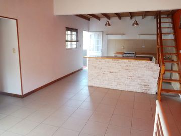 Venta casa Multifamiliar Villa luzuriaga