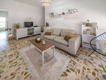 Venta casa Multifamiliar Villa luzuriaga