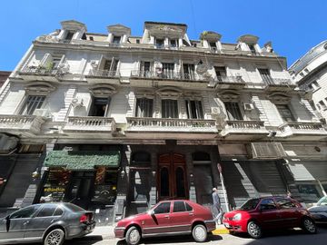 Departamento 6 ambientes Venta Monserrat 3 baños