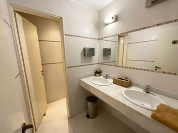 Departamento 6 ambientes Venta Monserrat 3 baños