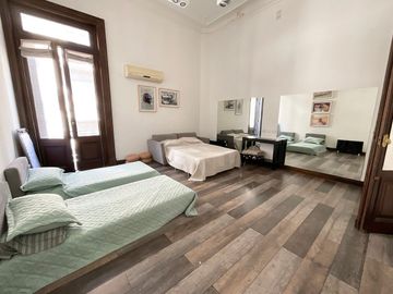Departamento 6 ambientes Venta Monserrat 3 baños
