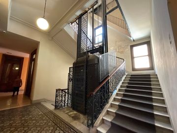 Departamento 6 ambientes Venta Monserrat 3 baños