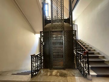 Departamento 6 ambientes Venta Monserrat 3 baños