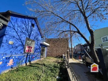 Casa en venta de 2 dormitorios c/ cochera en Villa Allende