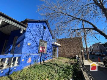 Casa en venta de 2 dormitorios c/ cochera en Villa Allende