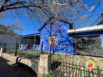 Casa en venta de 2 dormitorios c/ cochera en Villa Allende