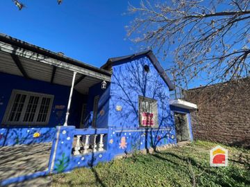 Casa en venta de 2 dormitorios c/ cochera en Villa Allende