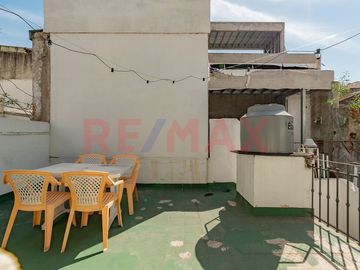 VENTA PH CON TERRAZA Y PATIO EN ALMAGRO
