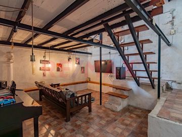 VENTA PH CON TERRAZA Y PATIO EN ALMAGRO