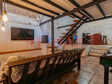 VENTA PH CON TERRAZA Y PATIO EN ALMAGRO