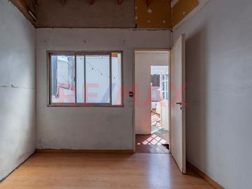 VENTA PH CON TERRAZA Y PATIO EN ALMAGRO