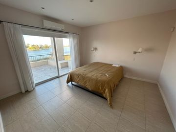 Casa en venta  en La Reserva Cardales, Sofitel sobre el LAGO Lujo clásico LAGUNA