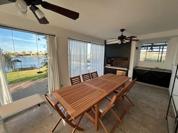 Casa en venta  en La Reserva Cardales, Sofitel sobre el LAGO Lujo clásico LAGUNA