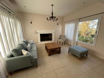 Casa en venta  en La Reserva Cardales, Sofitel sobre el LAGO Lujo clásico LAGUNA