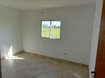 Casa en venta de 3 dormitorios c/ cochera Country el Lagar. Los nogales