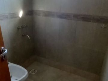 Casa en venta de 3 dormitorios c/ cochera Country el Lagar. Los nogales
