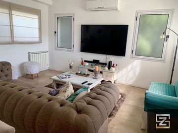 Hermosa propiedad en venta Barrio Don Joaquín Canning