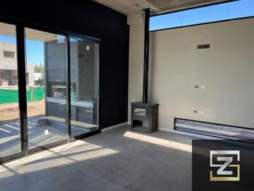 Casa en venta Barrio Privado  San Felipe Canning