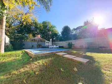 Casa en venta de 3 dormitorios c/ cochera en Garín