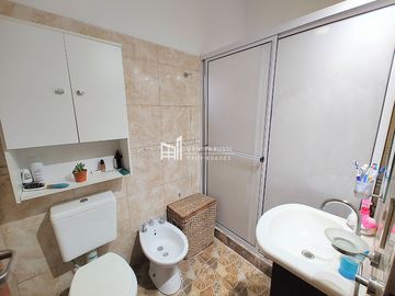 Casa en venta de 3 dormitorios c/ cochera en Garín
