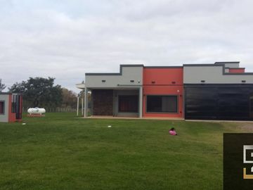 Propiedad a estrenar Estancia Chica Abasto