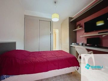 Impecable casa amoblada en venta y vehículo en Bahía Blanca