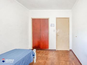 Depto.en vta. Plaza Moreno. Facu. 2 dorm. La Plata