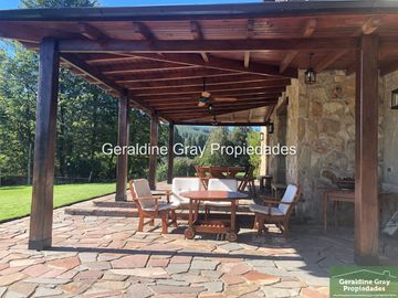 Casa en venta de 8 dormitorios en Chapelco Golf & Resort,San Martín de los Andes