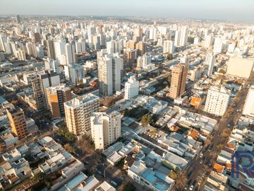 PH en venta de 1 dormitorio c/ cochera en Centro