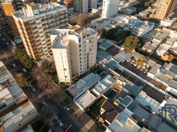 PH en venta de 1 dormitorio c/ cochera en Centro