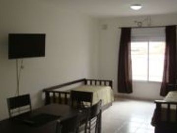 Departamento en alquiler temporario de 1 dormitorio c/ cochera en Universitario