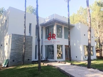 CODIGO 664 - BARRIO PIONEROS - VENTA - PINAMAR