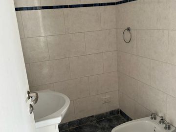 Departamento en venta de 3 dormitorios en Parque Patricios