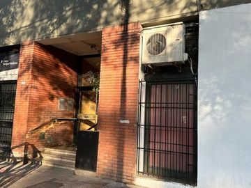Departamento en venta de 3 dormitorios en Parque Patricios
