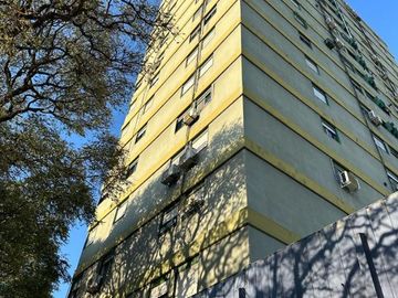 Departamento en venta de 3 dormitorios en Parque Patricios