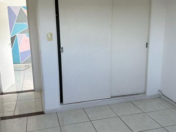 Departamento en venta de 3 dormitorios en Parque Patricios